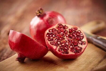 Pomegranate (500 gm)